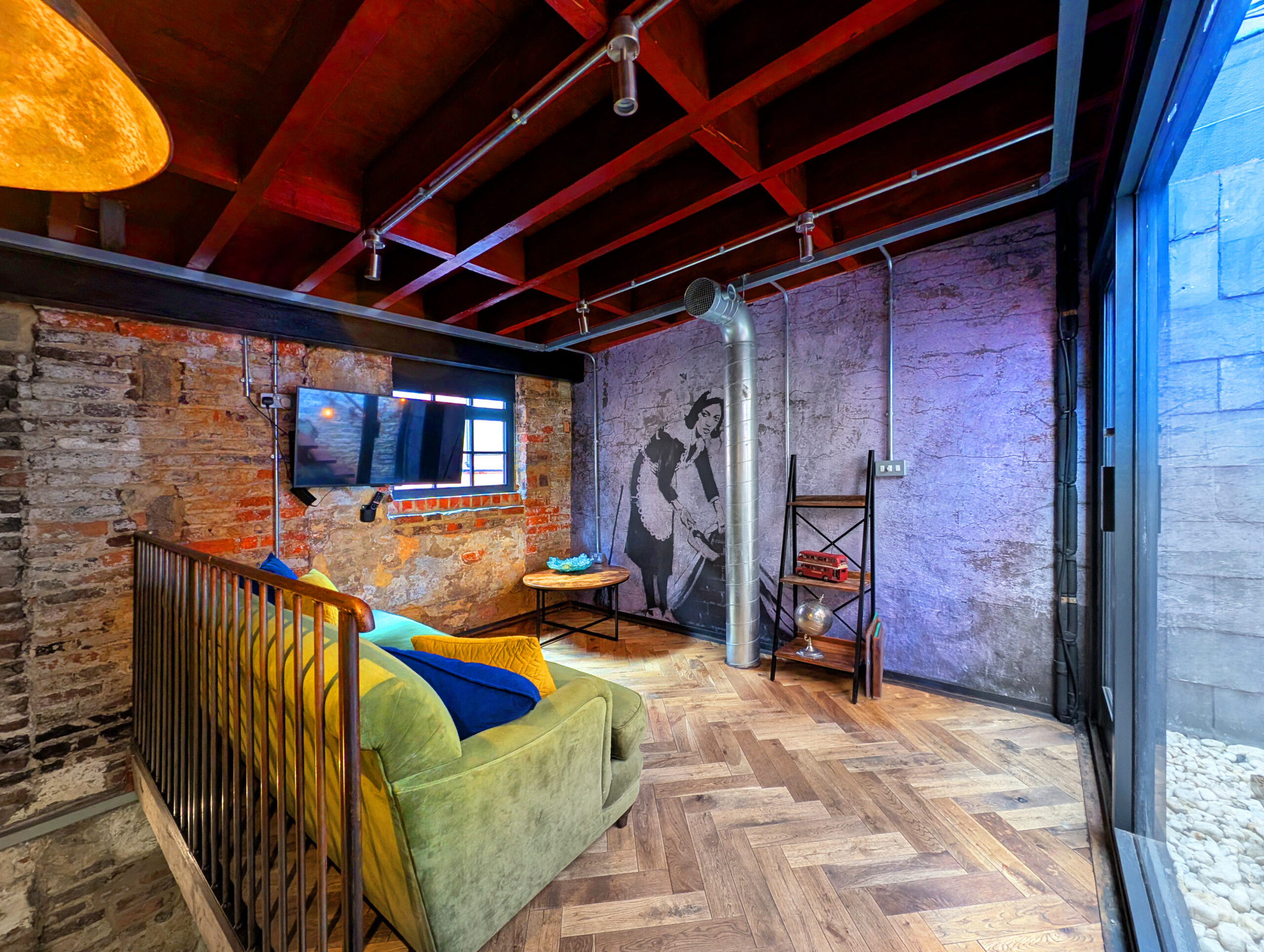 b10-livingroom12_54409689161_o