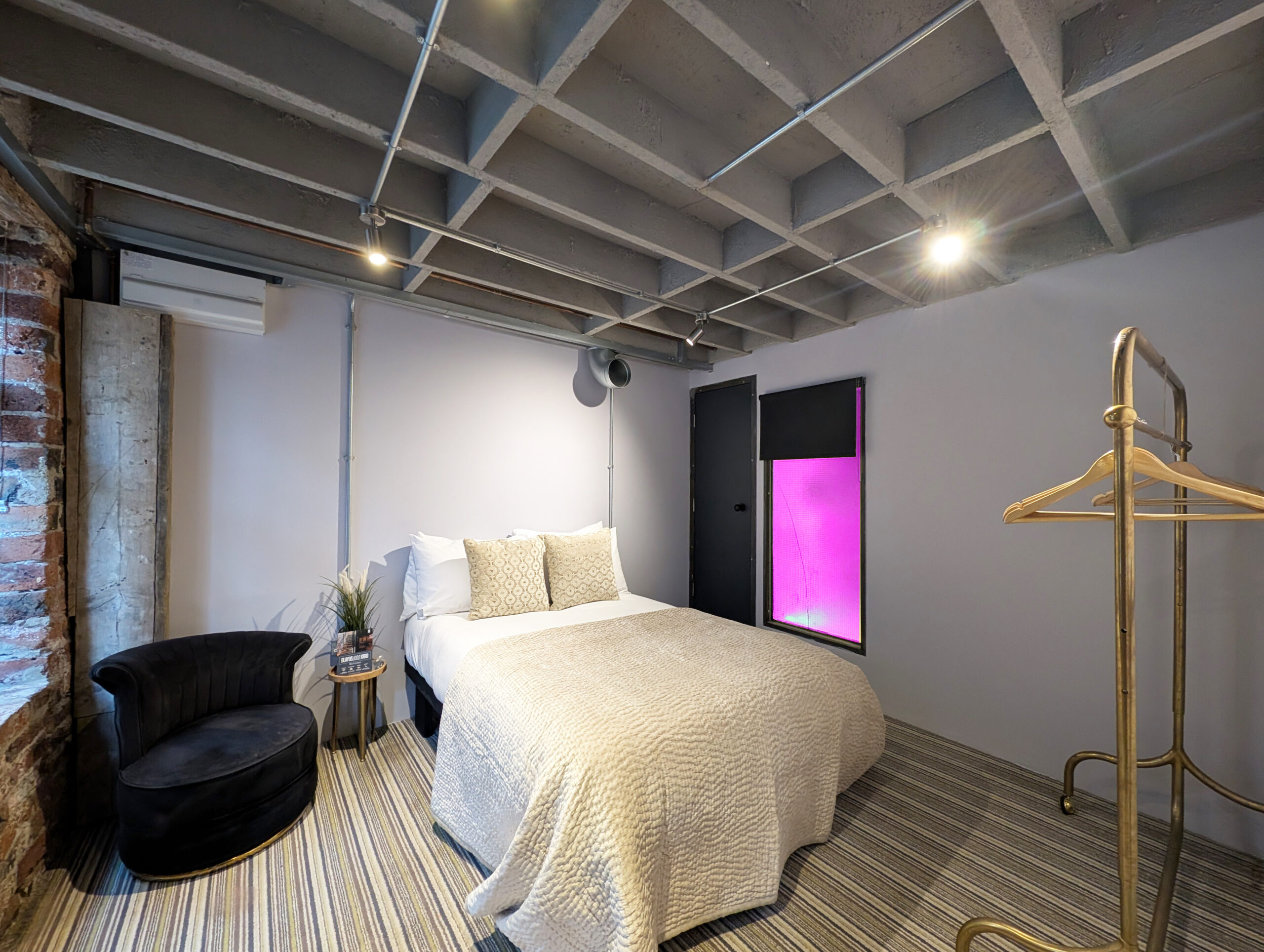 b8-bedroom1_54410057950_o