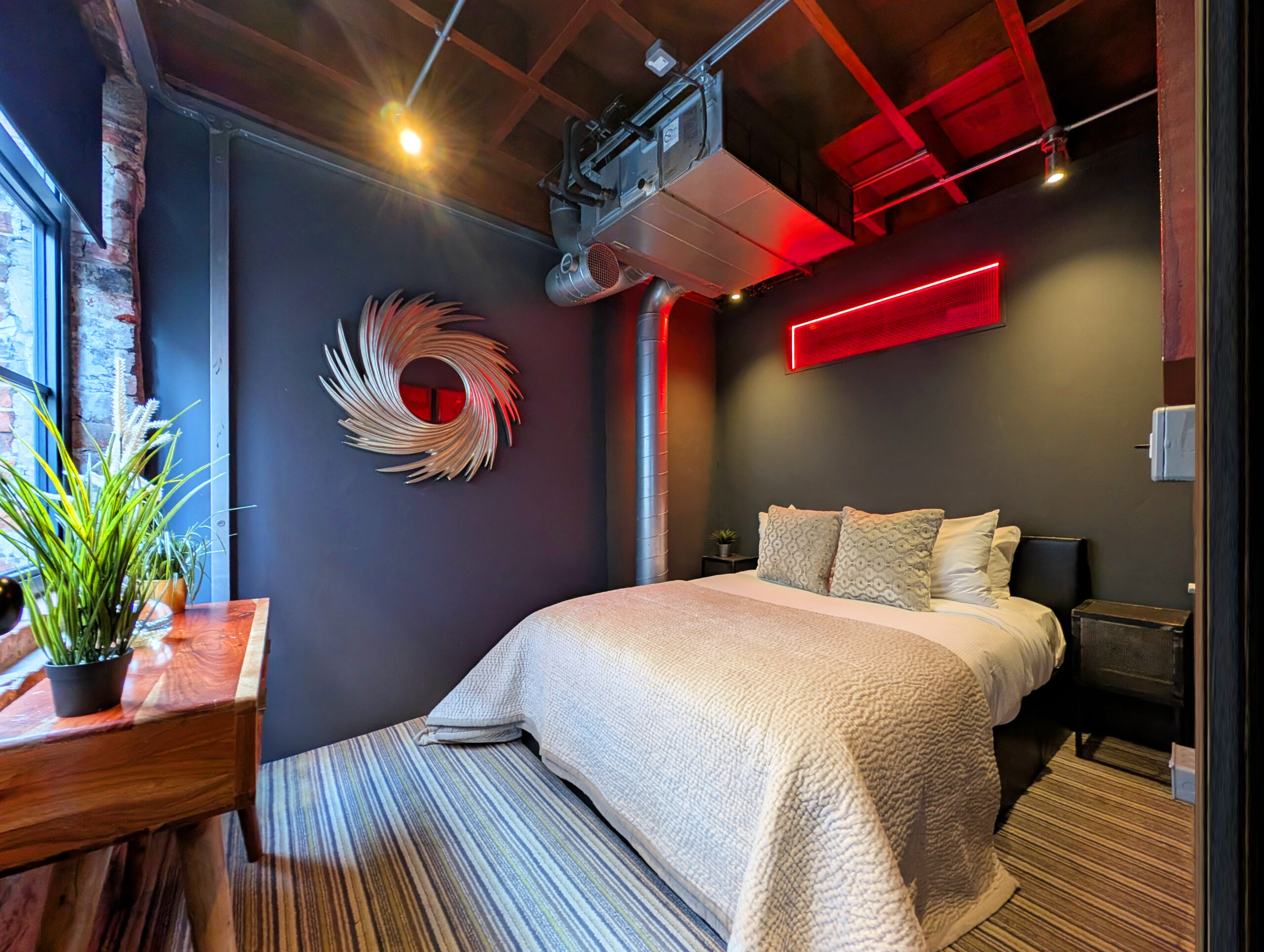 b9-bedroom4_54409931323_o