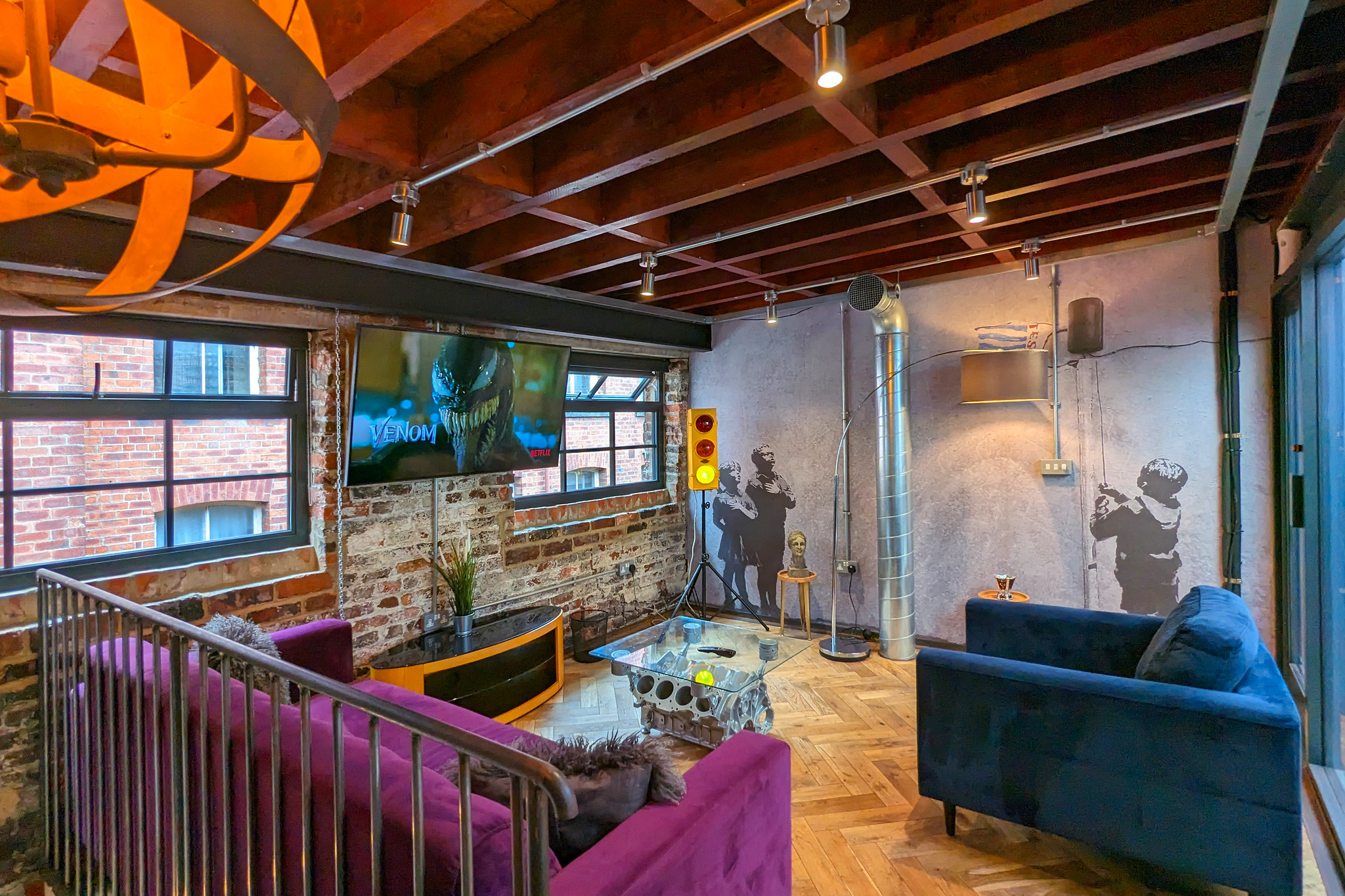 b9-livingroom5_54408817377_o
